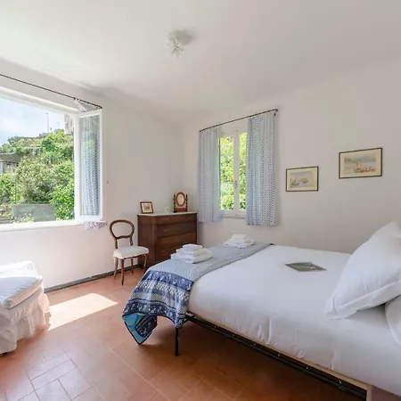 Dom wakacyjny Joivy Charming House For 12, With Patio In Vernazza